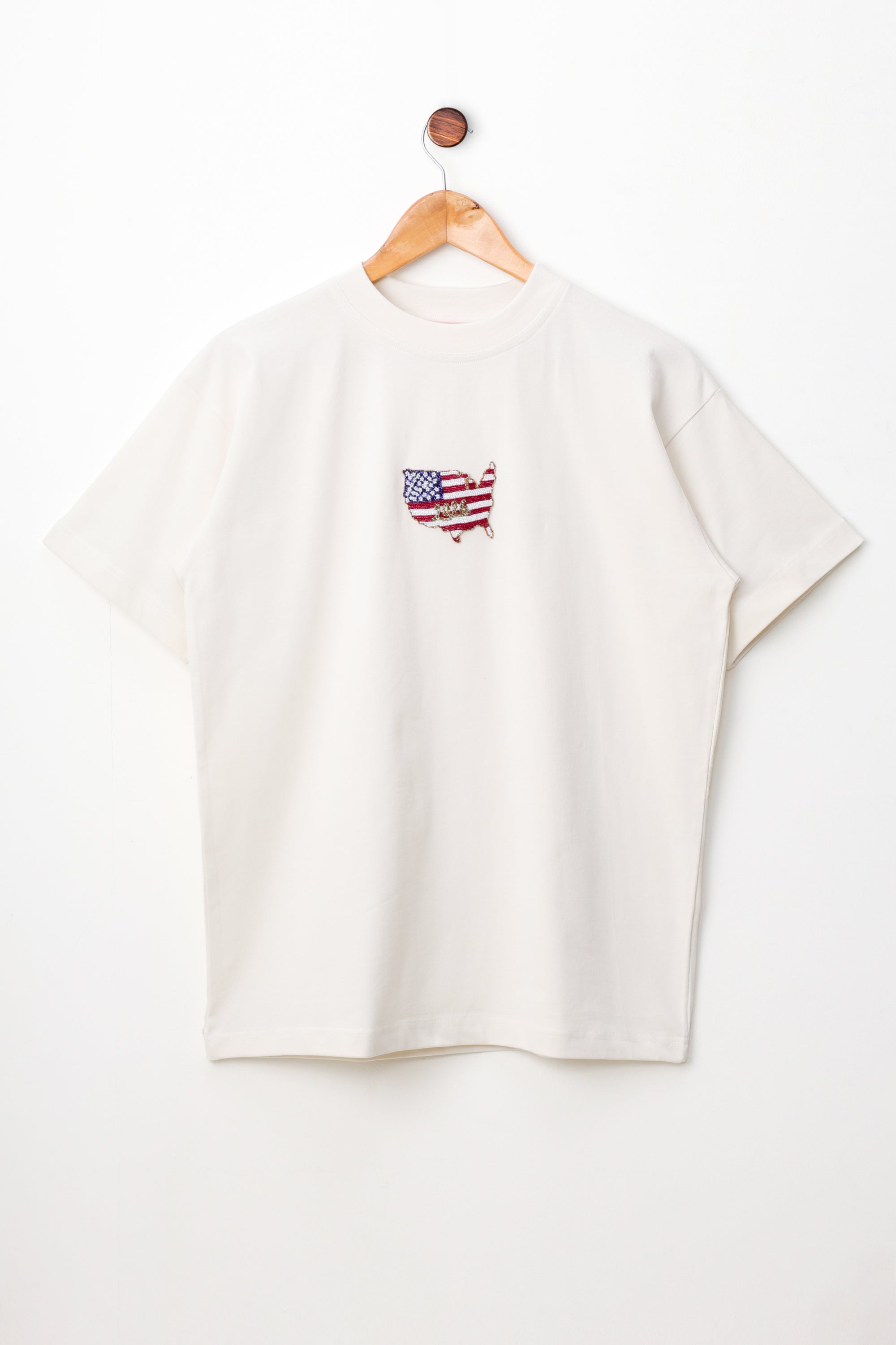 "Le USA 2026" hand embroidered T-Shirt