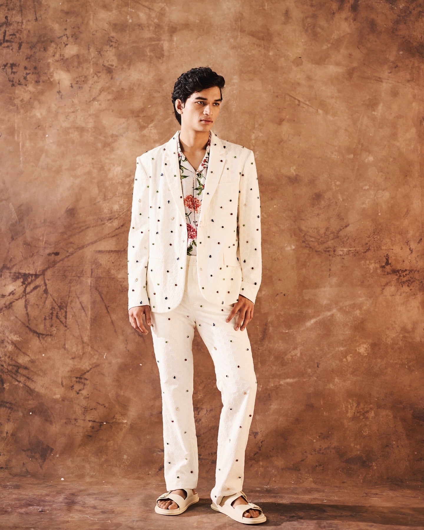 Frozen pearl hand embroidered casual wedding blazer