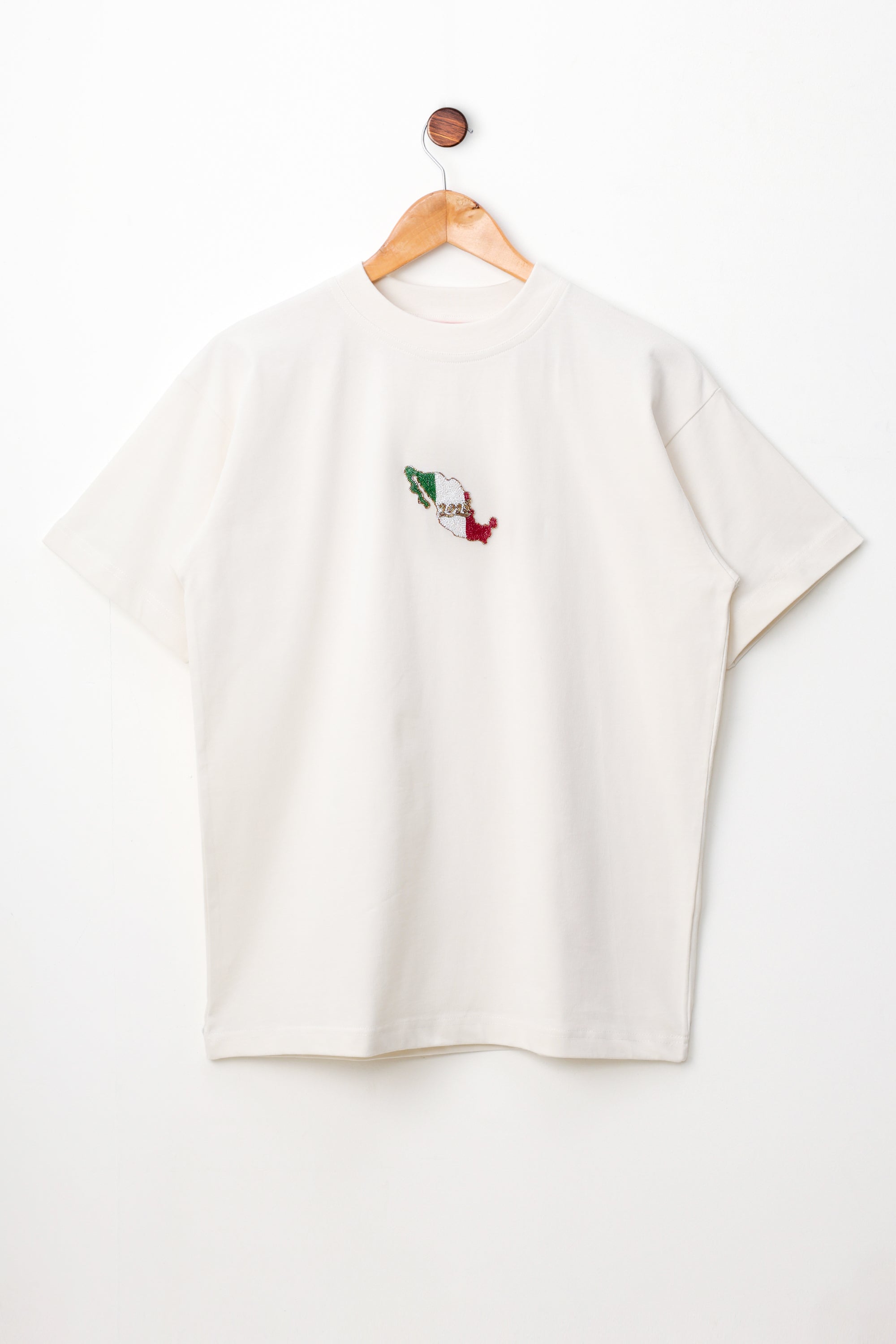 "Le Mexico 2026" hand embroidered T-Shirt