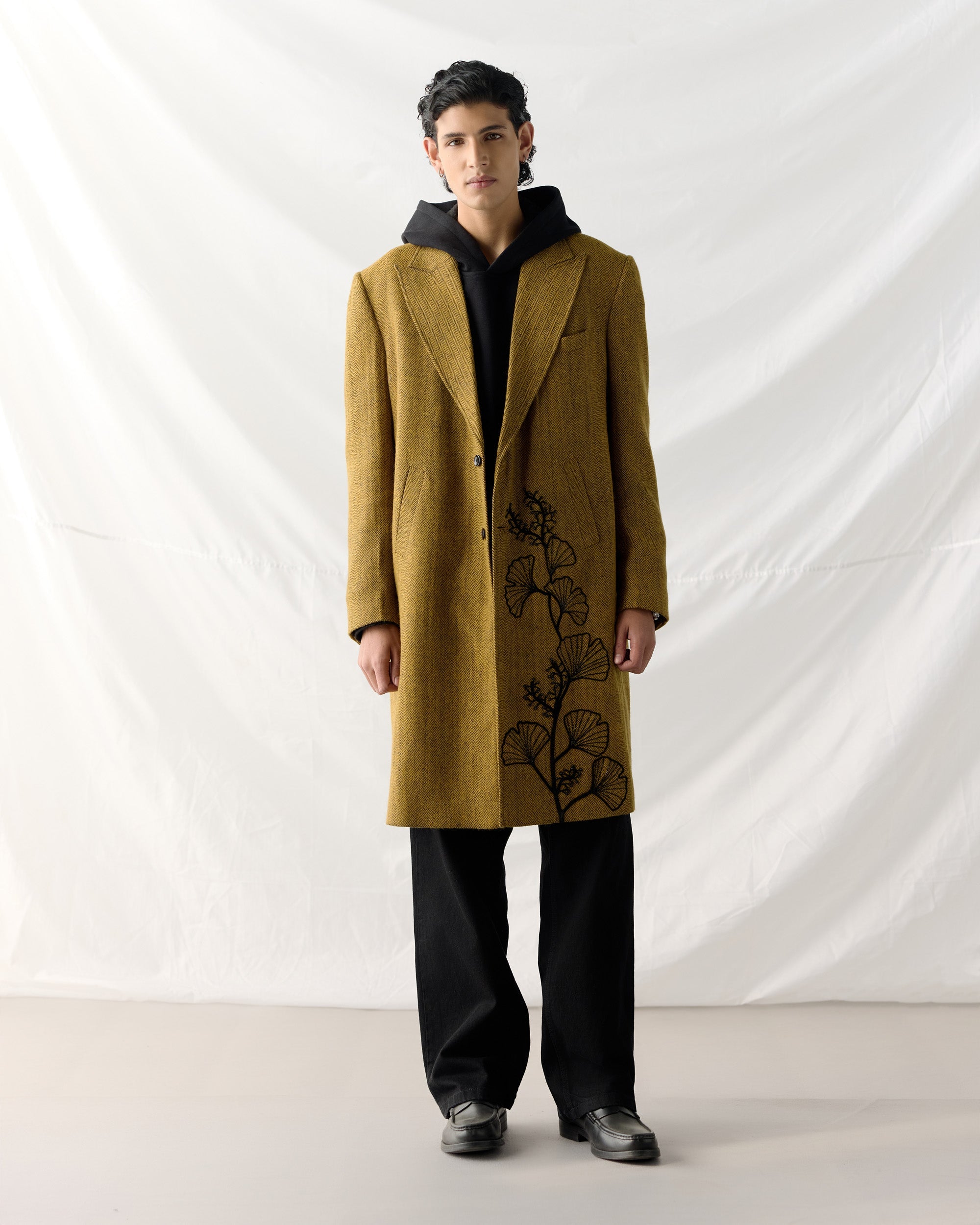Floral embroidered Wool Overcoat