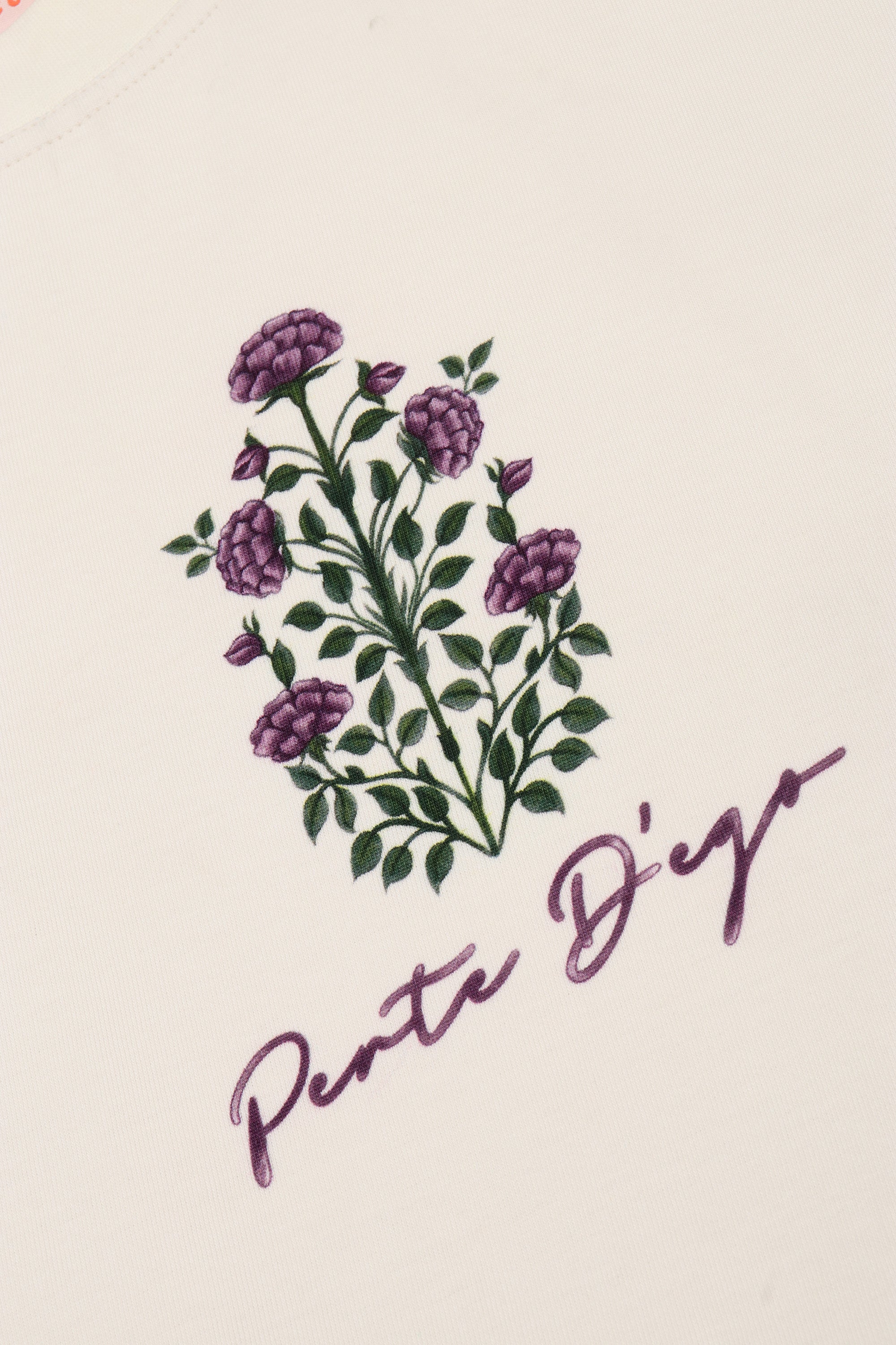 "Floral border" T-Shirt