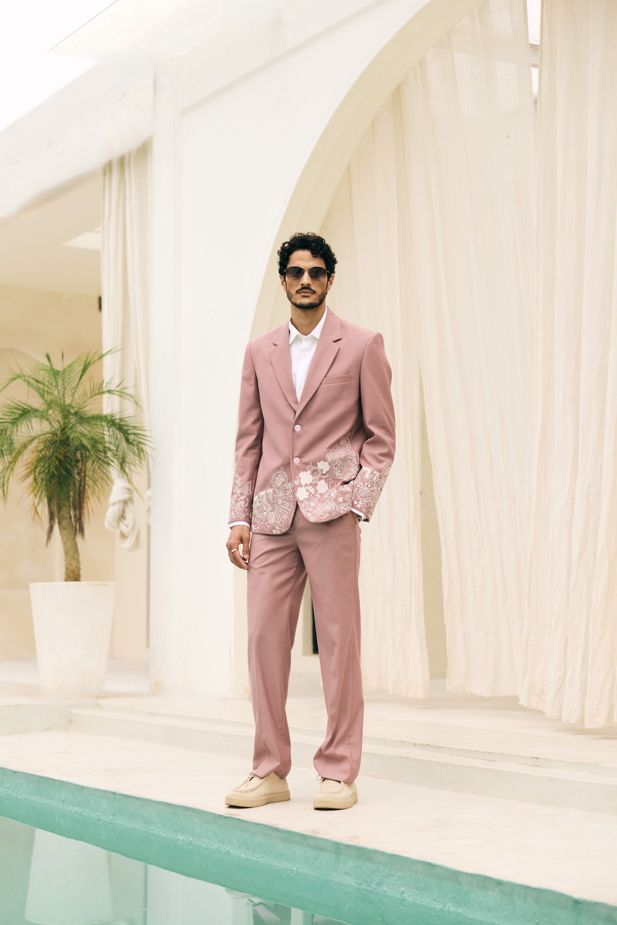 "Le Mirage" embroidered blazer
