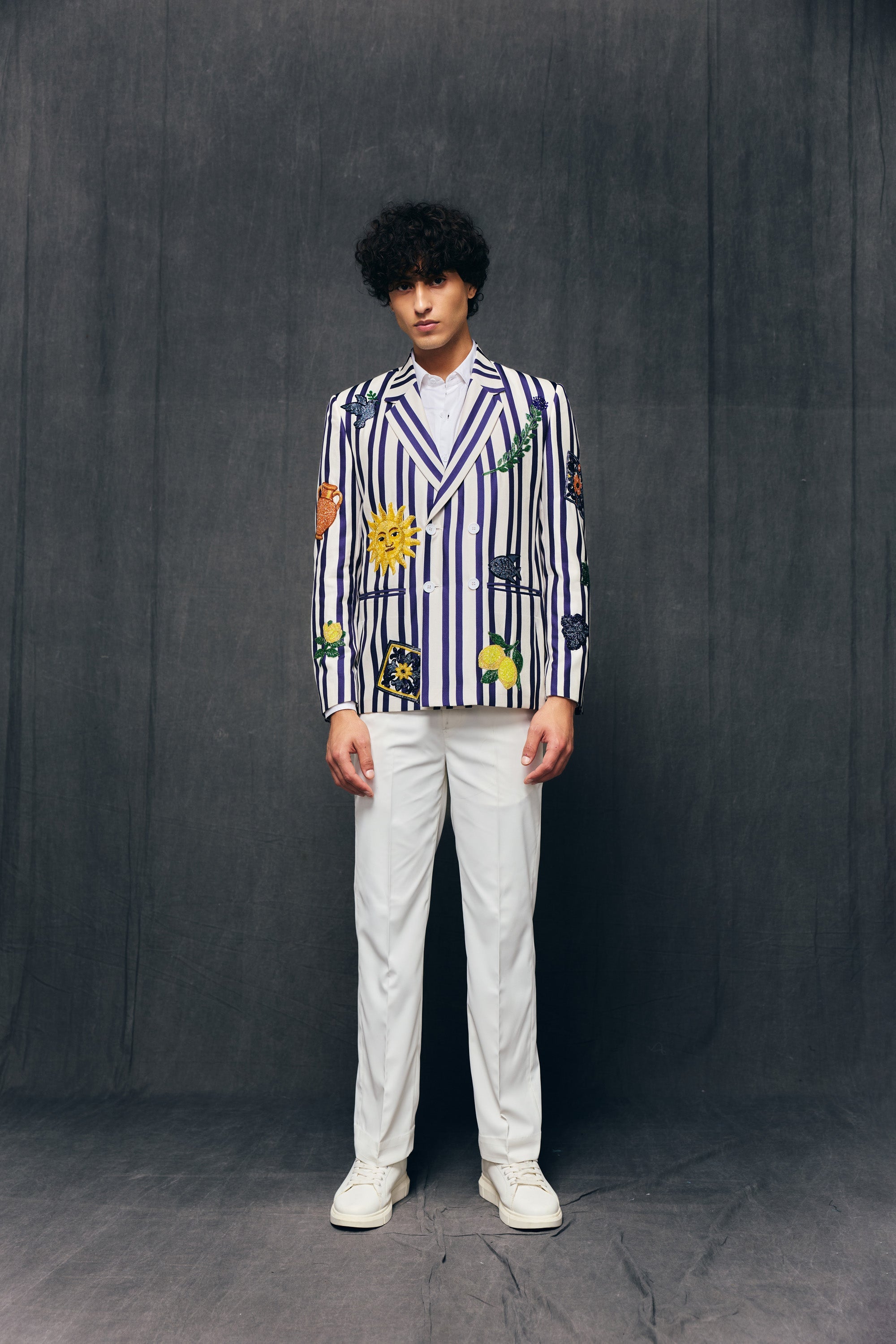 Dolce Vita hand embroidered blazer
