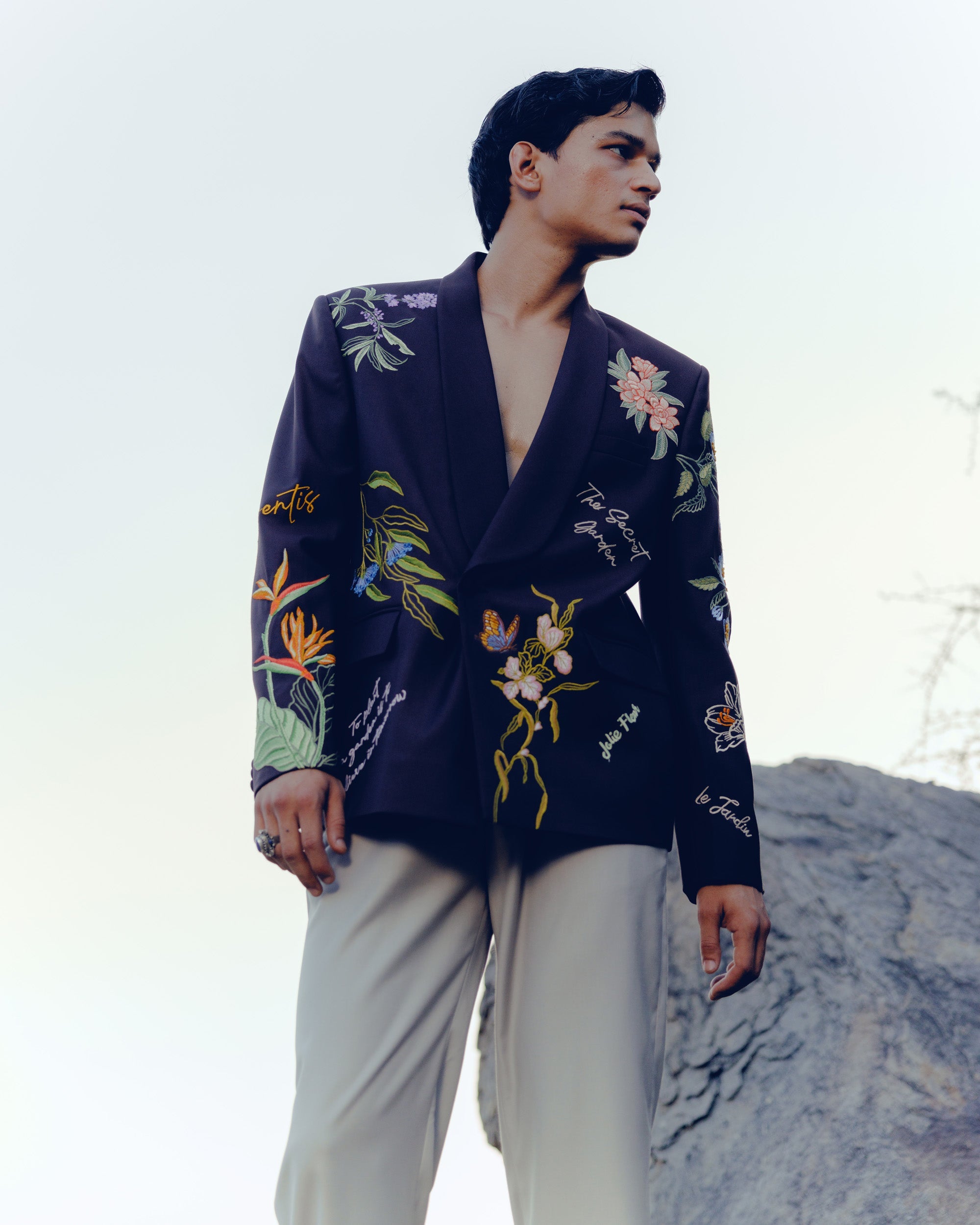 "The secret garden" embroidered casual wedding blazer